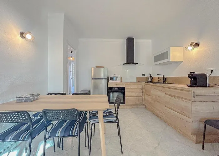 Face A La Mer, T3 Avec Terrasse Et Parking Prive